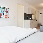 Gemuetliches 1 Schlafzimmer Mit Balkon & Privatem Stellplatz Fuer Bis Zu 4 Personen Unmittelbar An Der Mosel Koblenc