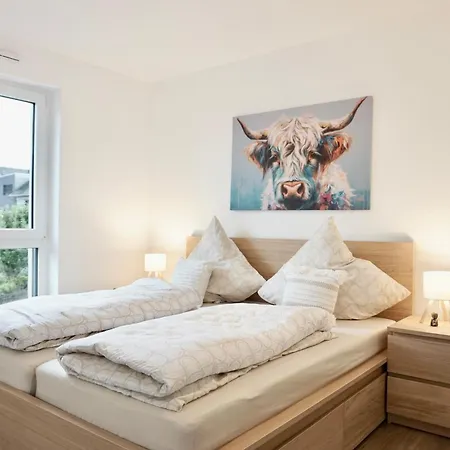 Apartment Gemuetliches 1 Schlafzimmer Mit Balkon & Privatem Stellplatz Fuer Bis Zu 4 Personen Unmittelbar An Der Mosel *