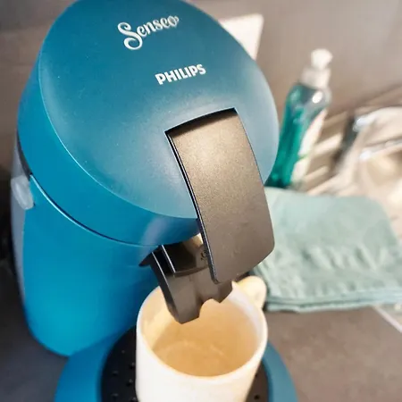 Apartment Gemuetliches 1 Schlafzimmer Mit Balkon & Privatem Stellplatz Fuer Bis Zu 4 Personen Unmittelbar An Der Mosel *