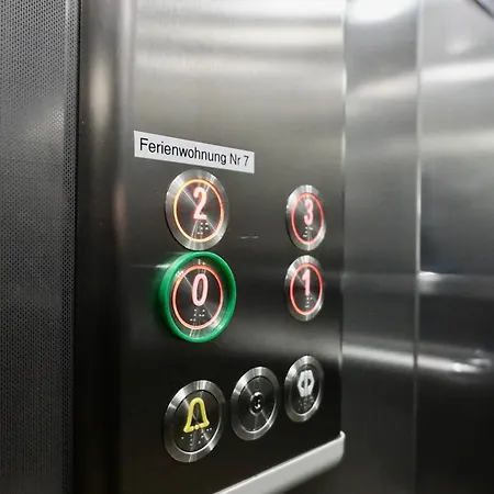 Apartment Gemuetliches 1 Schlafzimmer Mit Balkon & Privatem Stellplatz Fuer Bis Zu 4 Personen Unmittelbar An Der Mosel