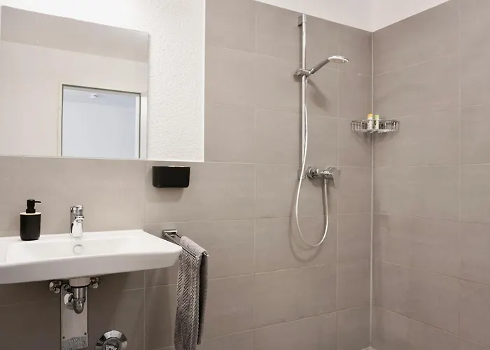 Apartamento Gemuetliches 1 Schlafzimmer Mit Balkon & Privatem Stellplatz Fuer Bis Zu 4 Personen Unmittelbar An Der Mosel