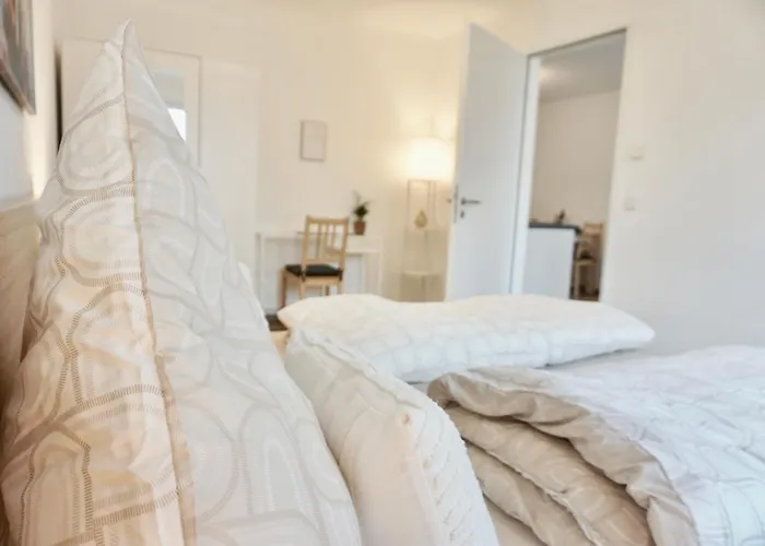 Apartment Gemütliches 1 Schlafzimmer Mit Balkon&privatem Stellplatz Für Bis Zu 4 Personen Unmittelbar An Der Mosel