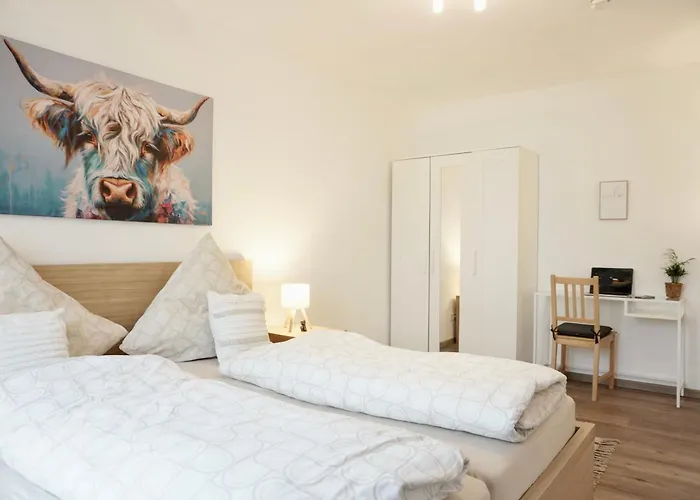 Gemuetliches 1 Schlafzimmer Mit Balkon & Privatem Stellplatz Fuer Bis Zu 4 Personen Unmittelbar An Der Mosel Apartamento *