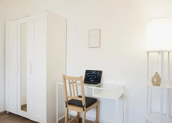 Apartamento Gemuetliches 1 Schlafzimmer Mit Balkon & Privatem Stellplatz Fuer Bis Zu 4 Personen Unmittelbar An Der Mosel