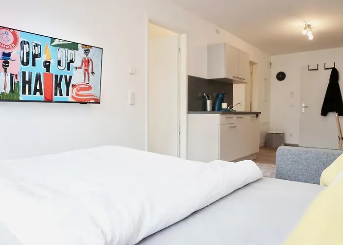 Gemuetliches 1 Schlafzimmer Mit Balkon & Privatem Stellplatz Fuer Bis Zu 4 Personen Unmittelbar An Der Mosel Coblença